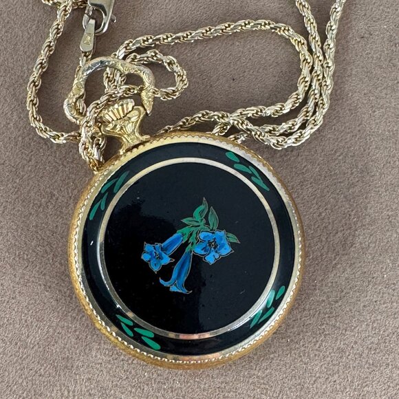 Vintage Racine 1940's-50's Swiss 17 Jewel Pendant or Necklace Watch - Picture 2 of 7